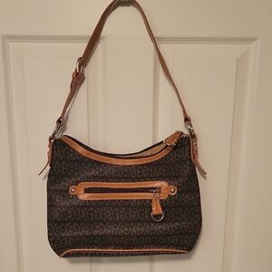 GIANI BERNINI Stylish Brown Shoulder Bag